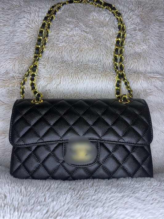 C luxury black bag