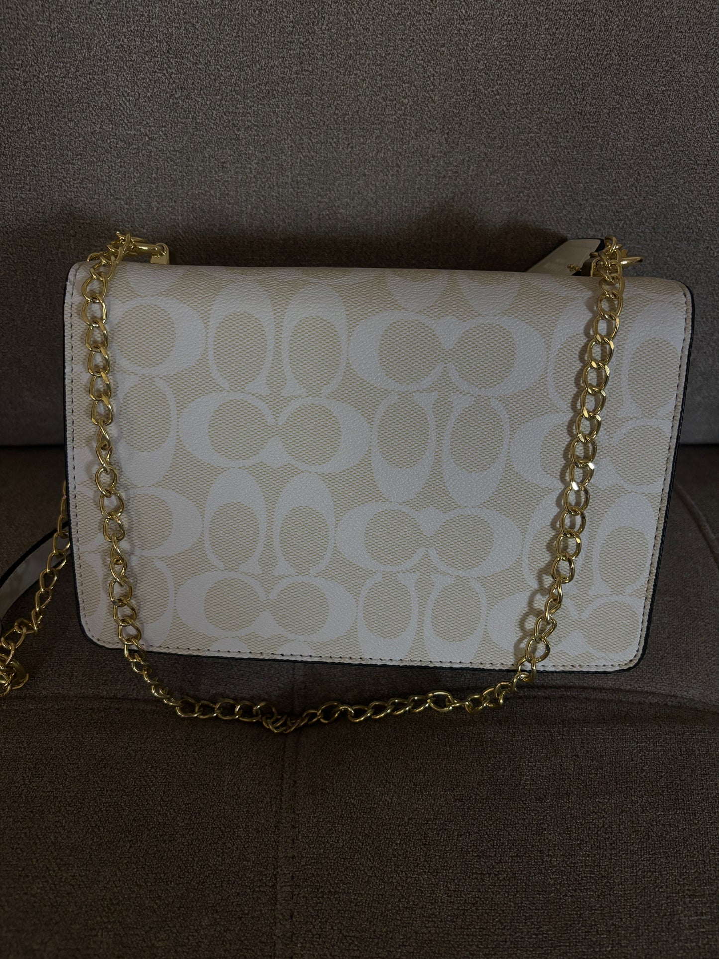 C white bag