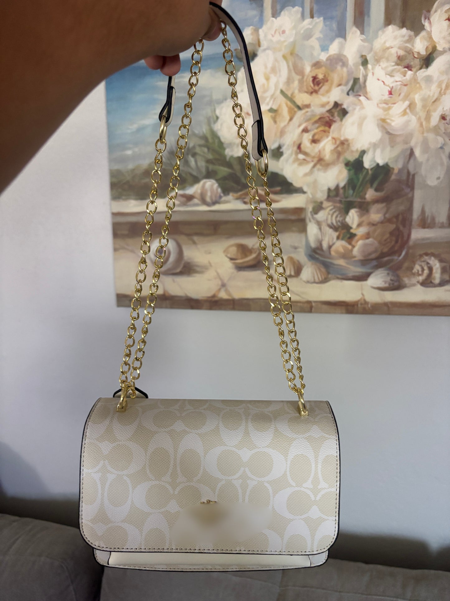 C white bag